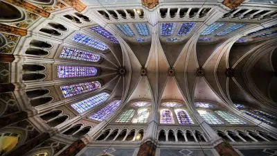 Chartres au fil des mois